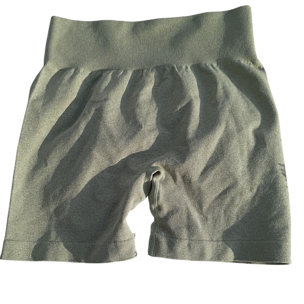 OQQ Activewear Seamless High Waisted Compression Shorts‎ Sage Green Size L